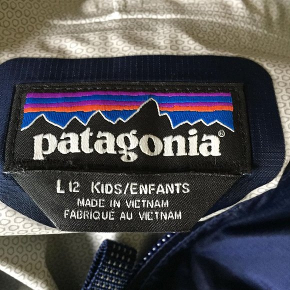 Patagonia Torrentshell Raincoat - Picture 3 of 3